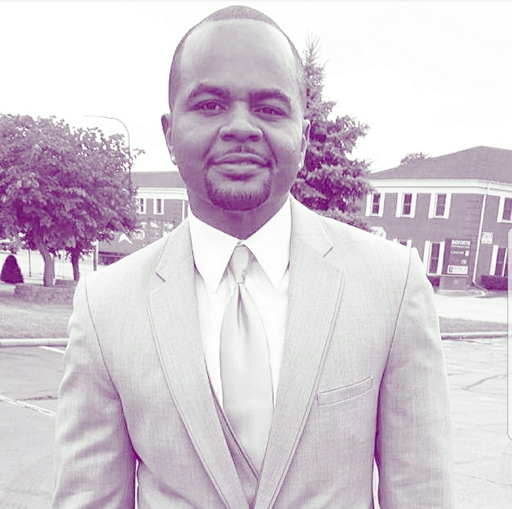 Meet your Posher, Jovan